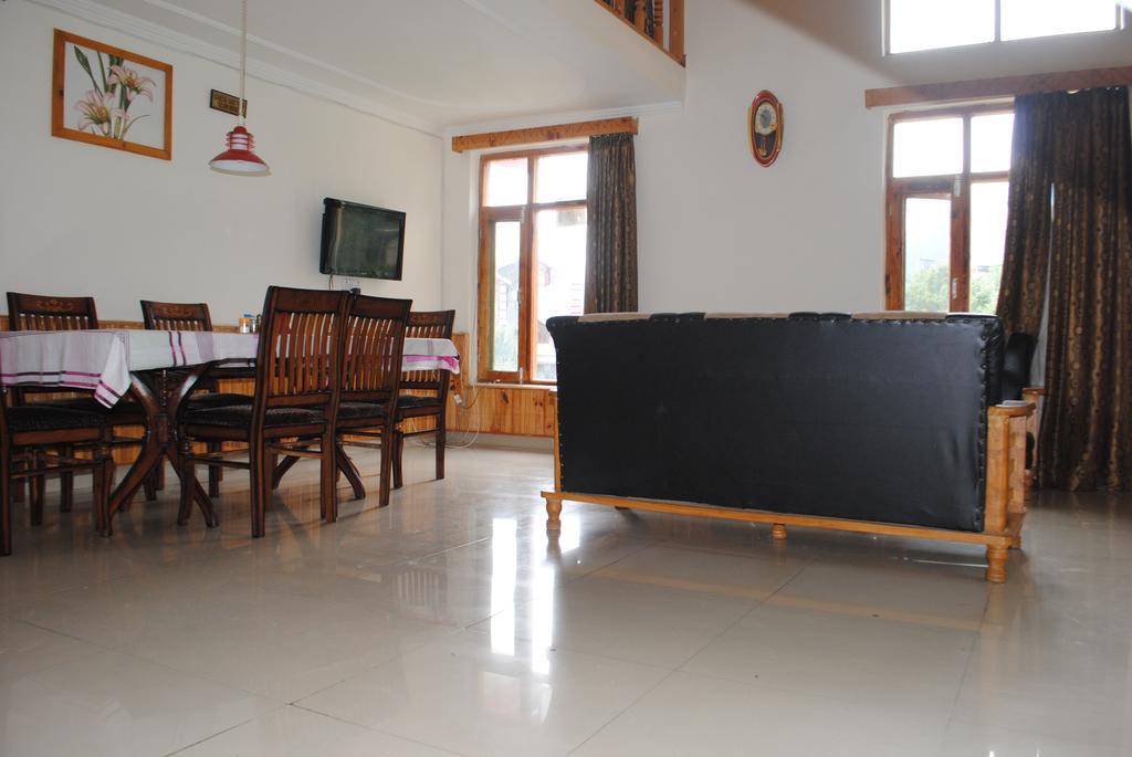 Oyo 13232 Red Rose Cottage Manāli Exteriör bild