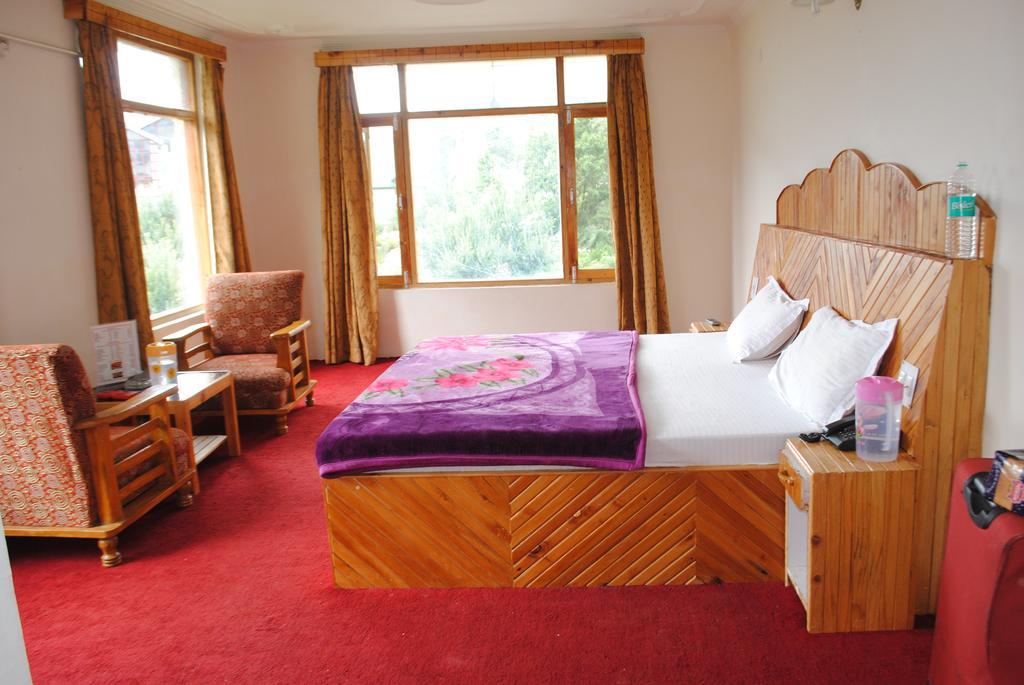 Oyo 13232 Red Rose Cottage Manāli Exteriör bild