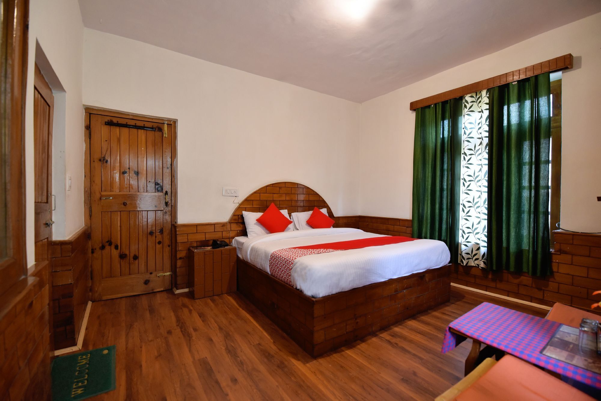 Oyo 13232 Red Rose Cottage Manāli Exteriör bild